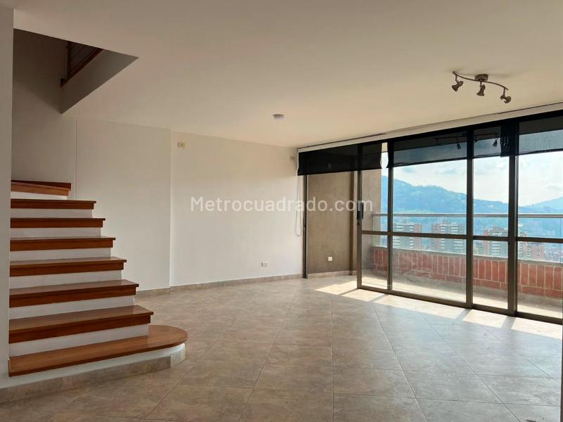 Modern 3BR Apartment in El Poblado - 4