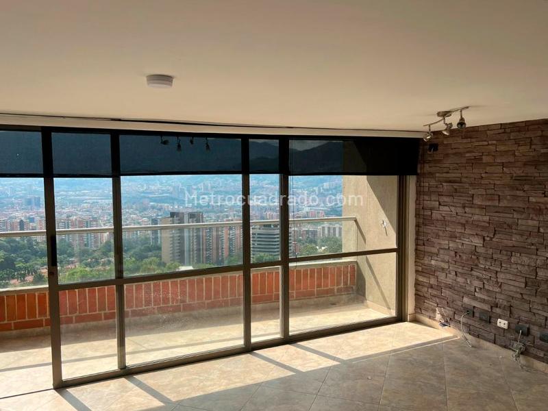 Modern 3BR Apartment in El Poblado - 5