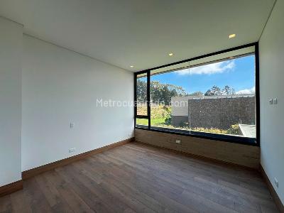 Casa de 3 alcobas en venta en Envigado, Envigado, 300 m² · foto 10 de 17