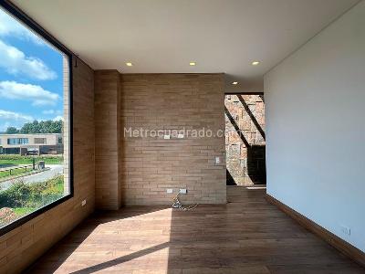 Casa de 3 alcobas en venta en Envigado, Envigado, 300 m² · foto 13 de 17