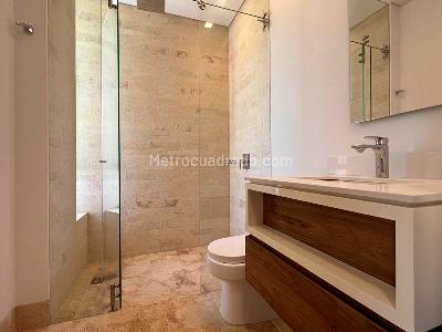Casa de 3 alcobas en venta en Envigado, Envigado, 300 m² · foto 16 de 17