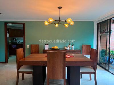 Apartamento de 3 alcobas en venta en El Poblado, Medellín, 210 m² · foto 4 de 20