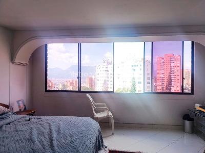 Apartamento de 3 alcobas en venta en El Poblado, Medellín, 200 m² · foto 7 de 14