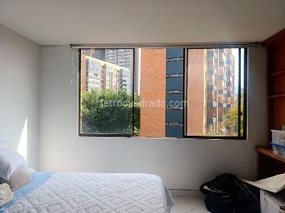 Apartamento de 3 alcobas en venta en El Poblado, Medellín, 200 m² · foto 9 de 14