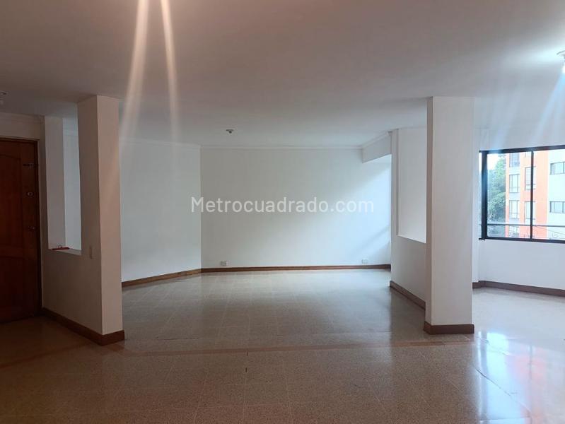 3BR Apartment in EL POBLADO (128 m²)