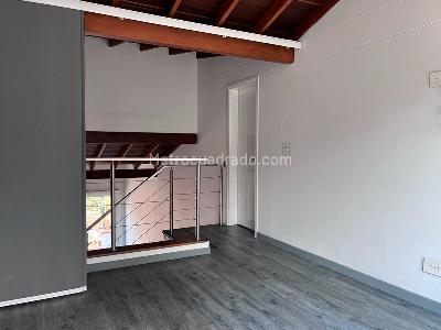 Casa de 2 alcobas en arriendo en El Poblado, Medellín, 235 m² · foto 11 de 20