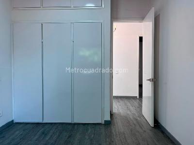 Casa de 2 alcobas en arriendo en El Poblado, Medellín, 235 m² · foto 15 de 20