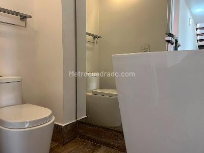 Casa de 2 alcobas en arriendo en El Poblado, Medellín, 235 m² · foto 17 de 20