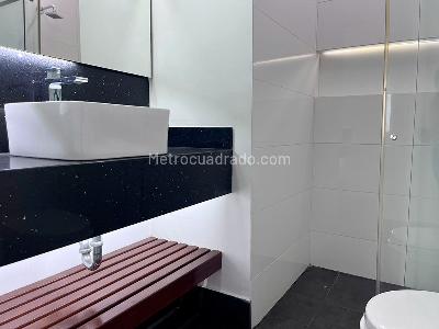 Casa de 2 alcobas en arriendo en El Poblado, Medellín, 235 m² · foto 19 de 20