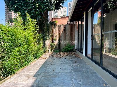 Casa de 2 alcobas en arriendo en El Poblado, Medellín, 235 m² · foto 20 de 20