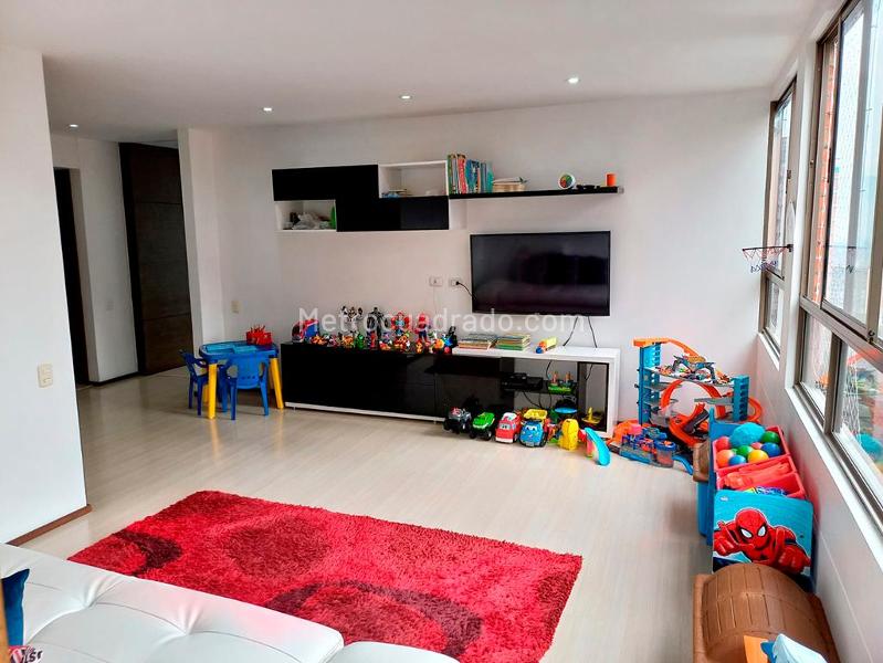 Apartamento Exclusivo de 2 Alcobas con Piscina en El Poblado - 6