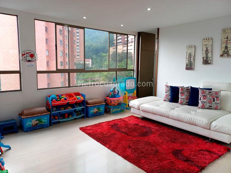 Apartamento Exclusivo de 2 Alcobas con Piscina en El Poblado - 7