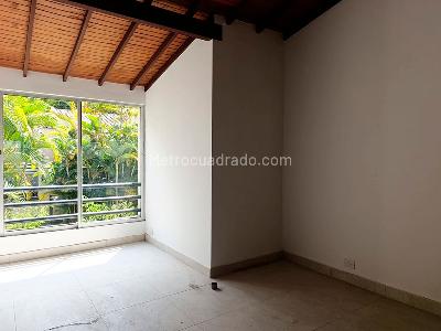 Casa en arriendo en El Poblado, Medellín · foto 10 de 18