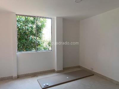 Casa en arriendo en El Poblado, Medellín · foto 12 de 18