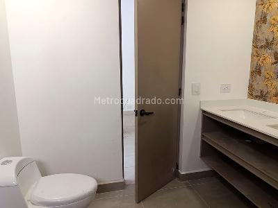 Casa en arriendo en El Poblado, Medellín · foto 15 de 18