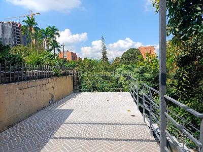 Casa en arriendo en El Poblado, Medellín · foto 17 de 18