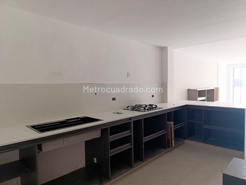 Spacious 4BR House in El Poblado - 3