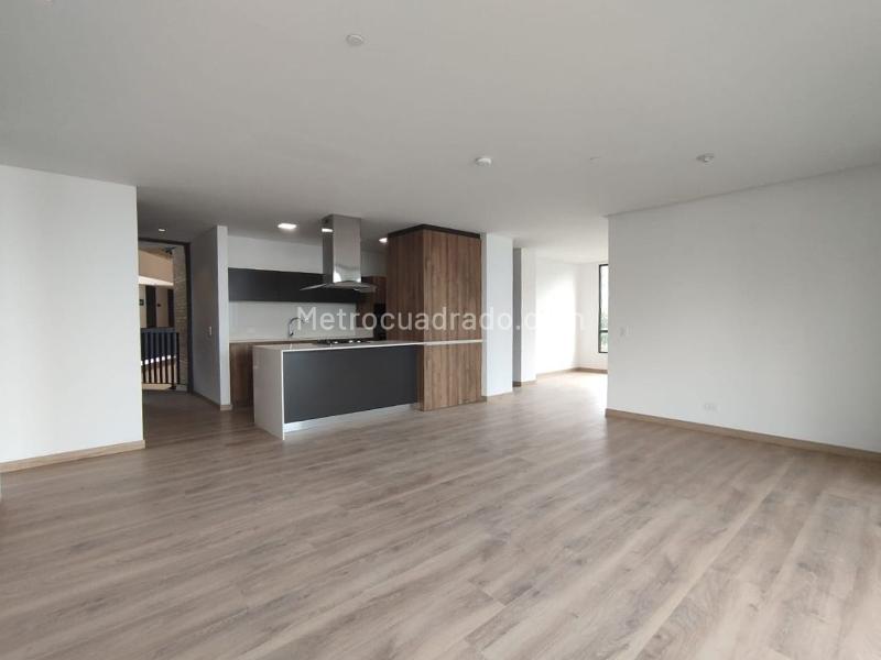 3BR Apartment in EL POBLADO (140 m²)