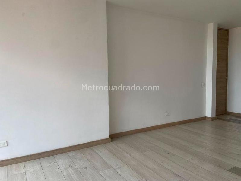 Apartamento tranquilo de 3 alcobas en arriendo en Sabaneta - 2