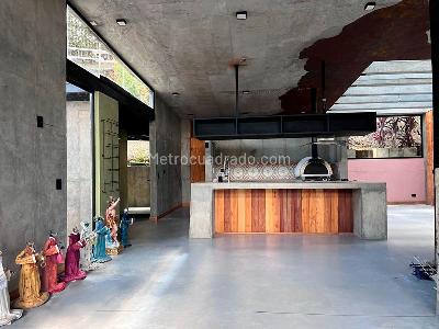 Casa de 1 alcoba en arriendo en Envigado, Envigado, 246 m² · foto 2 de 19