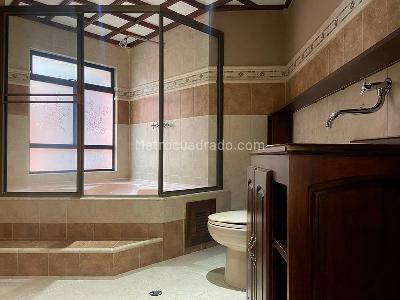 Casa de 4 alcobas en venta en Sabaneta, Sabaneta, 283 m² · foto 17 de 19