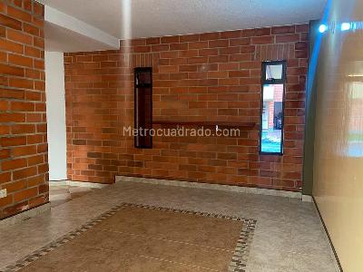 Casa de 4 alcobas en venta en Sabaneta, Sabaneta, 283 m² · foto 5 de 19