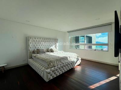 Casa de 3 alcobas en venta en Altos Del Poblado, Medellín, 950 m² · foto 14 de 19