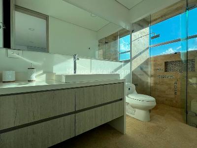 Casa de 3 alcobas en venta en Altos Del Poblado, Medellín, 950 m² · foto 16 de 19