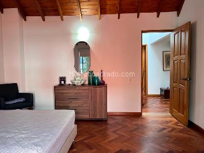 Casa de 4 alcobas en venta en El Poblado, Medellín, 306 m² · foto 11 de 20