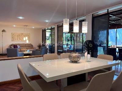 Casa de 4 alcobas en venta en El Poblado, Medellín, 306 m² · foto 3 de 20