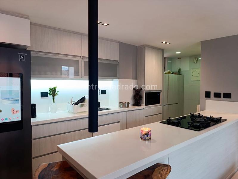 Furnished 3BR Apartment with Terrace in El Poblado - 7