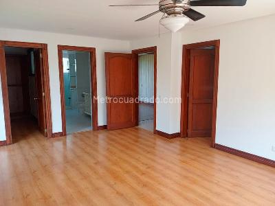 Apartamento de 4 alcobas en venta en El Poblado, Medellín, 277 m² · foto 12 de 20