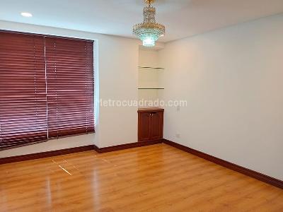 Apartamento de 4 alcobas en venta en El Poblado, Medellín, 277 m² · foto 14 de 20