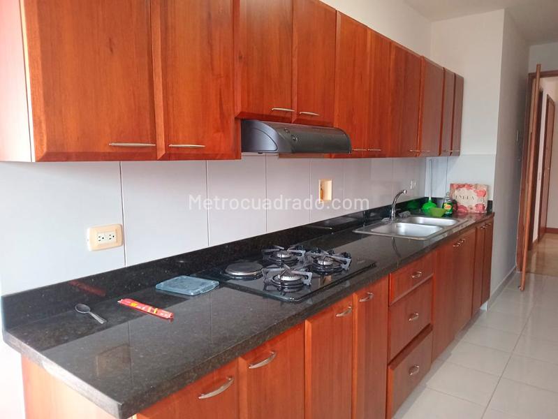 Elegant 3BR Apartment with Gym in El Poblado - 5