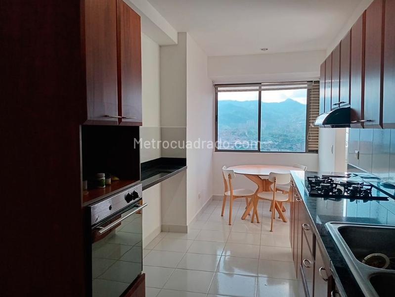 Elegant 3BR Apartment with Gym in El Poblado - 7