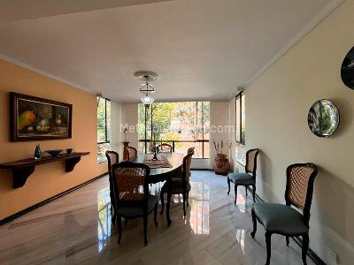 Apartamento de 3 alcobas en venta en El Poblado, Medellín, 260 m² · foto 4 de 19