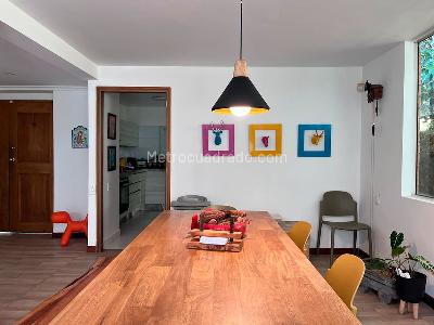 Casa de 5 alcobas en venta en El Poblado, Medellín, 310 m² · foto 5 de 20