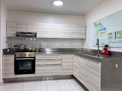 Casa de 5 alcobas en venta en El Poblado, Medellín, 310 m² · foto 7 de 20
