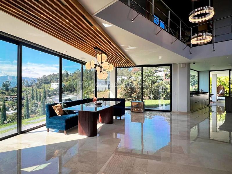 Casa amoblada de 3 alcobas con piscina en El Poblado - 4