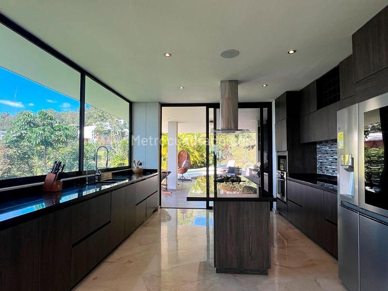 Casa amoblada de 3 alcobas con piscina en El Poblado - 6