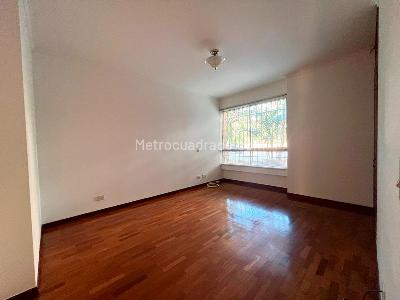 Apartamento de 3 alcobas en venta en El Diamante No. 2, Medellín, 260 m² · foto 11 de 17