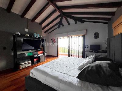 Casa de 5 alcobas en venta en Envigado, Envigado, 550 m² · foto 13 de 19