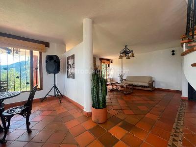 Casa de 5 alcobas en venta en Envigado, Envigado, 550 m² · foto 4 de 19