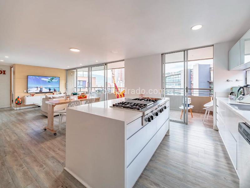 Furnished 2BR Apartment with Independent Parking in El Poblado - 8