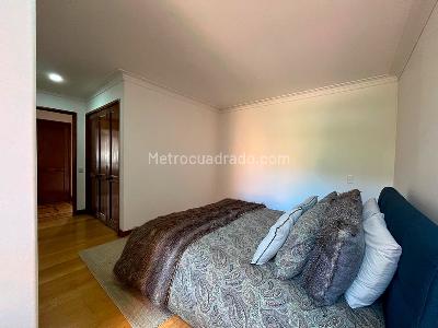 Apartamento en venta en El Poblado, Medellín · foto 11 de 18