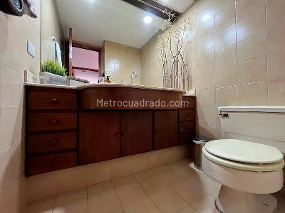 Apartamento en venta en El Poblado, Medellín · foto 18 de 18