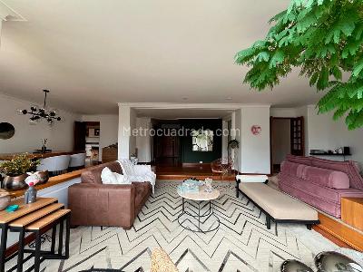 Apartamento en venta en El Poblado, Medellín · foto 4 de 18