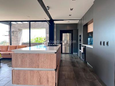 Casa de 3 alcobas en venta en Envigado, Envigado, 400 m² · foto 9 de 19