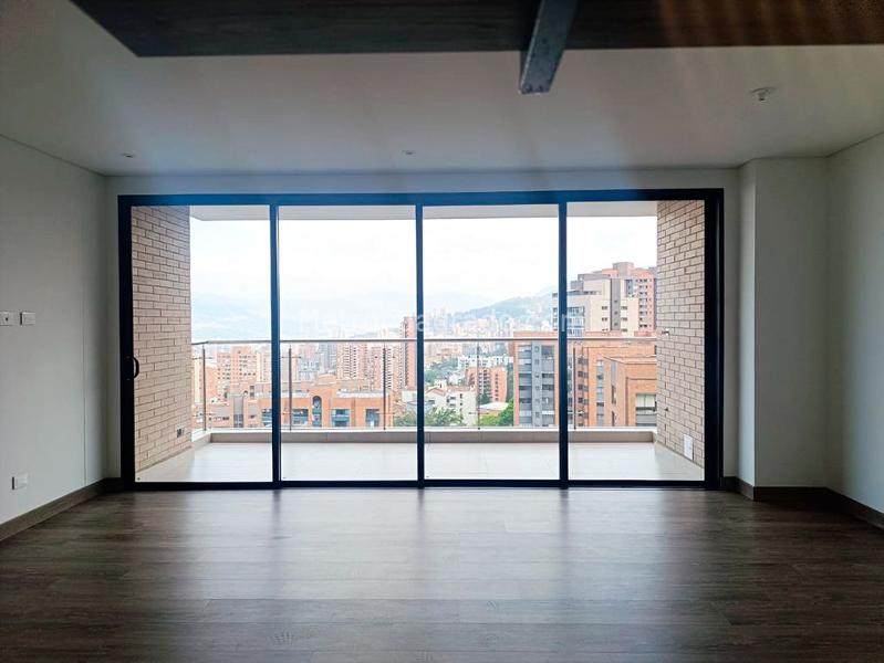 Apartamento de 2 Alcobas en Zona Tranquila de El Poblado - 4