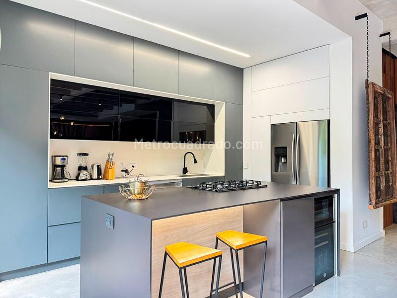 Apartamento Amplio de 3 Alcobas en El Poblado - 8